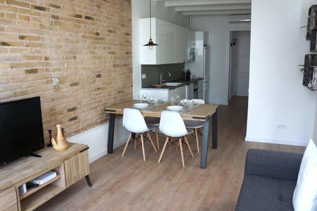 Barcelona Industrial Style Apartment L'Hospitalet de Llobregat Exteriör bild